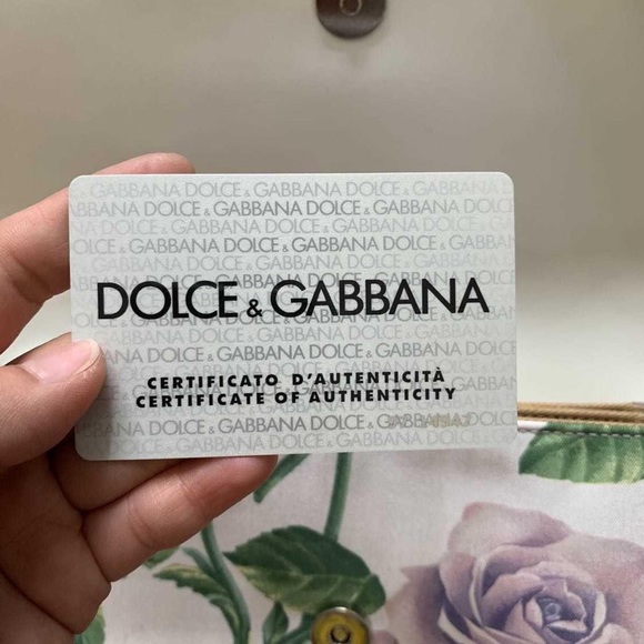 Dolce Gabbana purple rose clutch - Picture 4 of 8